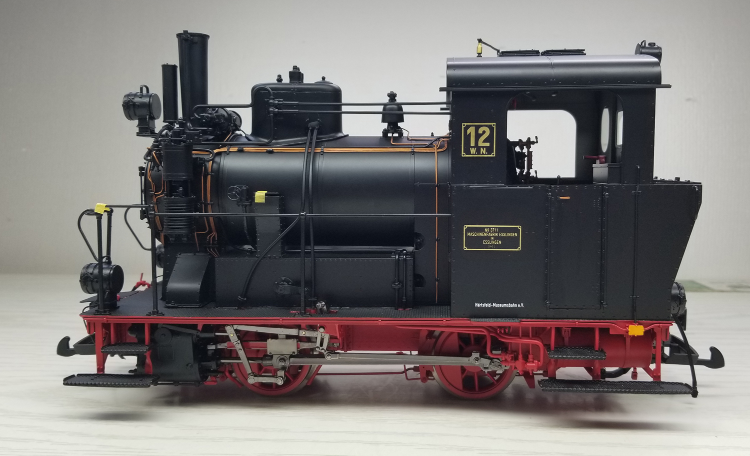 KM1 Modell der Schmalspurdampflokomotive K12 der Hrtsfeldbahn
