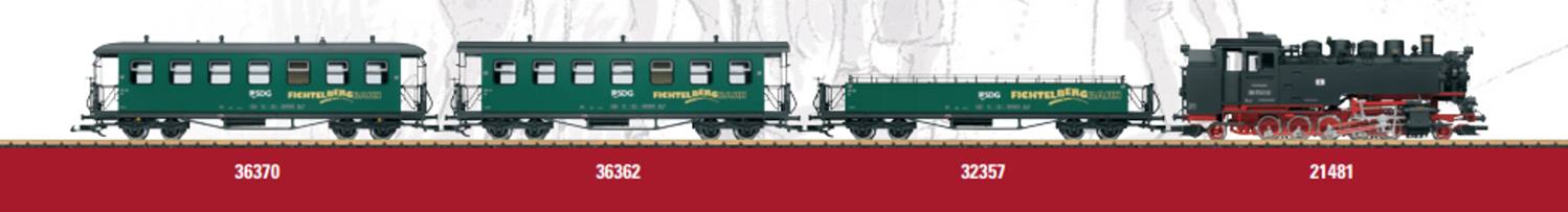 Zu für die SDG Fichtelbergbahn. Dampflok VII K, Cabriowagen und zwei Personenwagen. 125 Jahre Fichtelbergbahn von Cranzahl nach Oberwiesenthal 