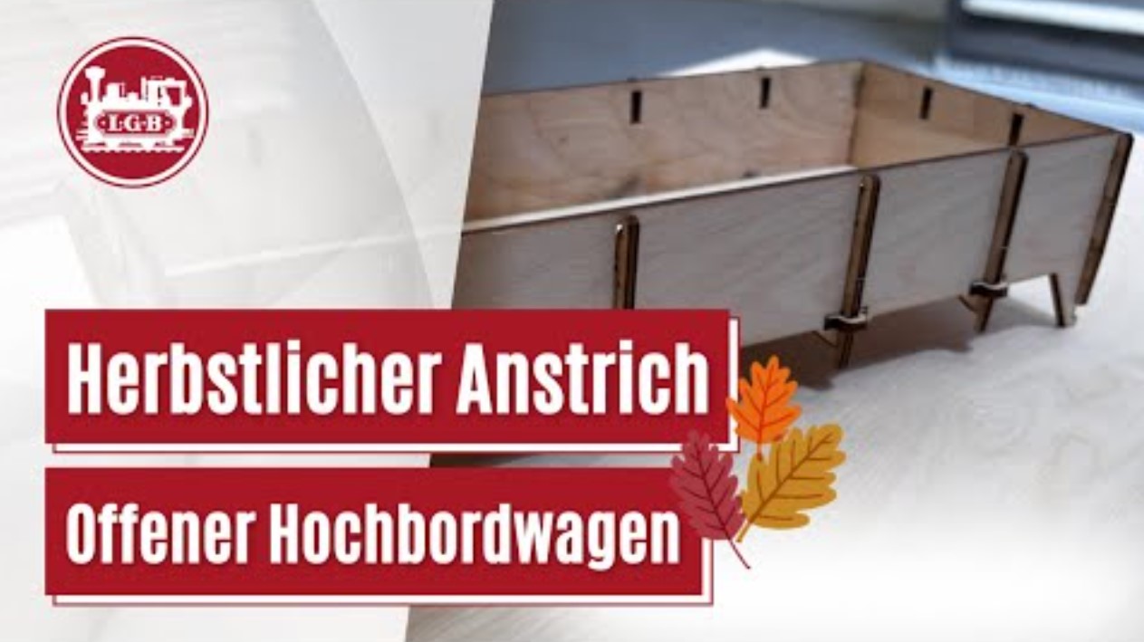 So sieht der offene Hochbordwagen mit Holzaufbau (Herbstneuheit 2025 - Art. Nr. 41035) nach der Bemalung und der Gestaltung mit "Serviettentechnik" aus. Dem Wagen wurden noch Metallradstze spendiert. Gestalten Sie Ihren eigenen Wagen!