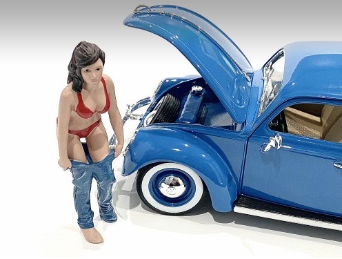 American Diorama, Art. Nr. 76414, Gina, Strand Mädchen Gina, roter Bikini, Jeans ausgezogen, Neuheit 2022