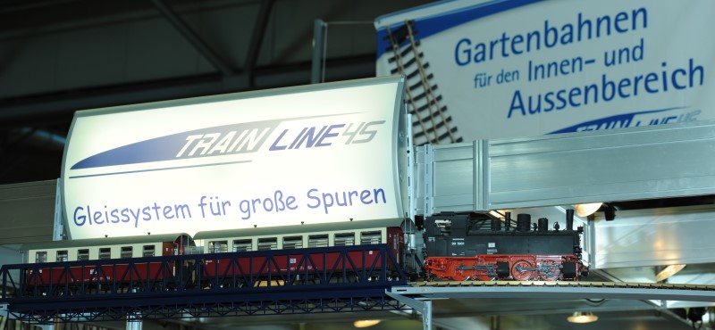 Mallet-DR Dampflokomotive mit Harzquerbahnwagen von TRAIN LINE 45
