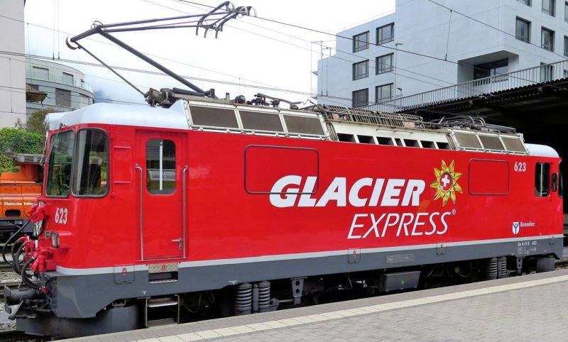 Beschriftungssatz passt zu dieser Werbelok Ge 4/4 II 623 Bonaduz - Glacier Express