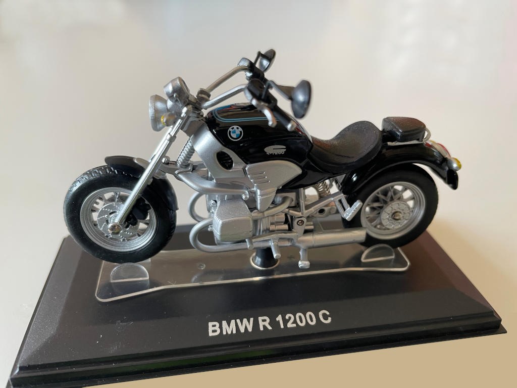Motorradmodell 1:24 - BMW R 1200 - C - Chopper 