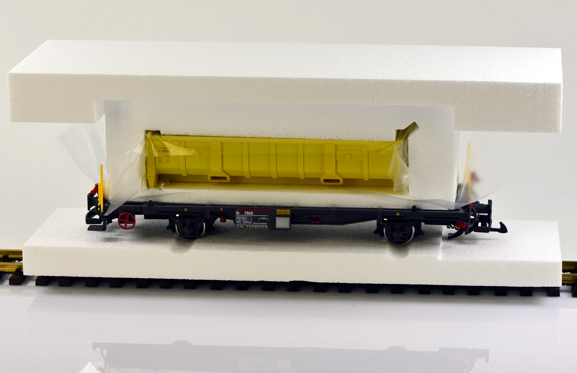 LGB 47899 - RhB Containertragwagenset mit Abraummulden