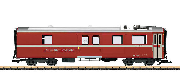 Handmodell aus 2013 des Modells des RhB Wagens von LGB Nr. 30691 - Gepckwagen DS fr Dachstromabnehmer. 