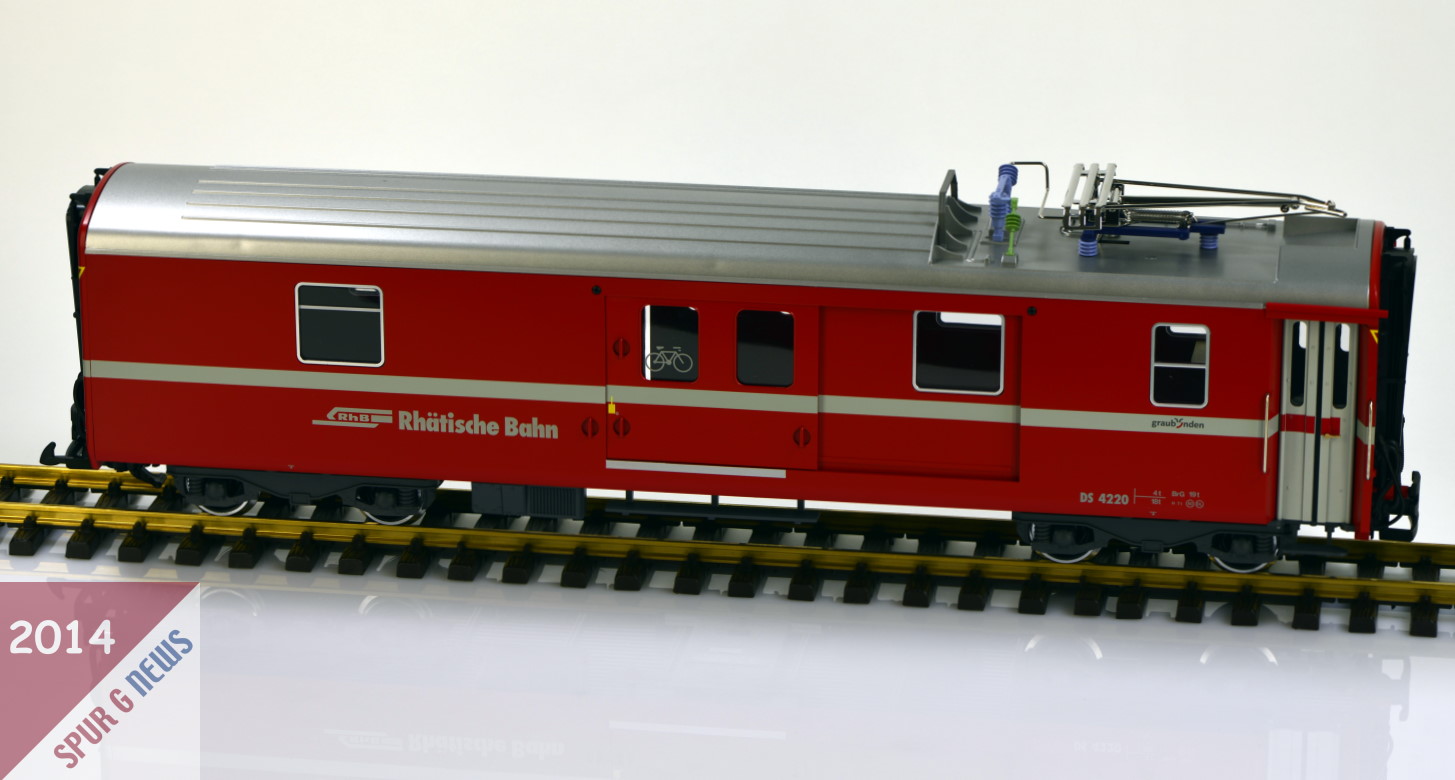 LGB Neuheit 2013 - ausgeliefert 2014 - der RhB Gepckwagen Art. Nr. 30691 - DS 4220. 