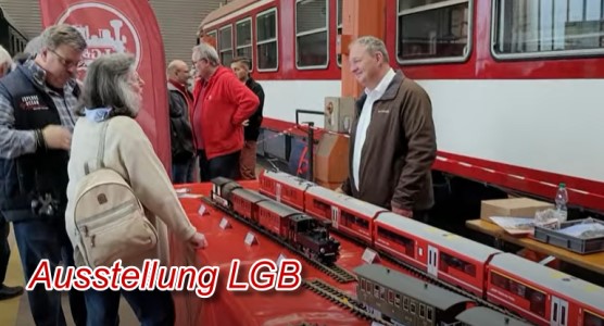 Video von der Dampfzug-Saison der Pinzgauer Lokalbahn. Ab Minute 9:00 mit LGB Modellen. 