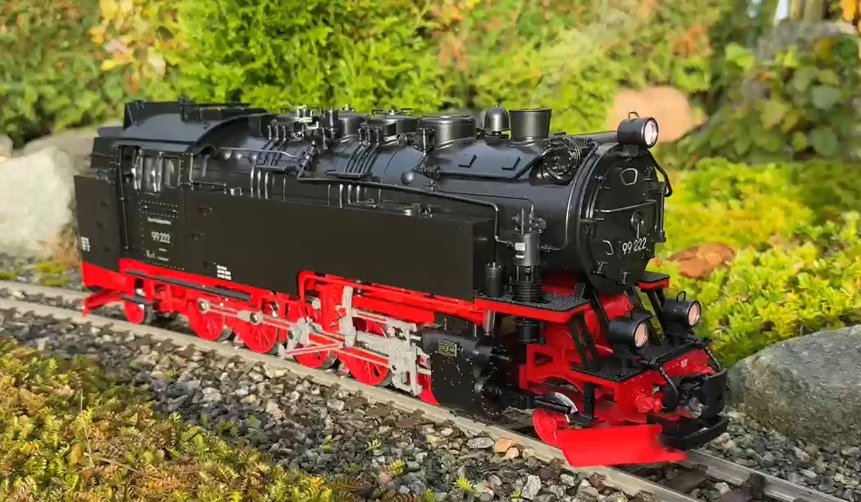 Video: LGB Dampflok HSB 99.222 - Art. Nr. 26819 ist ausgeliefert. Hier ein Video vom Einsatz auf der Gartenbahn!    