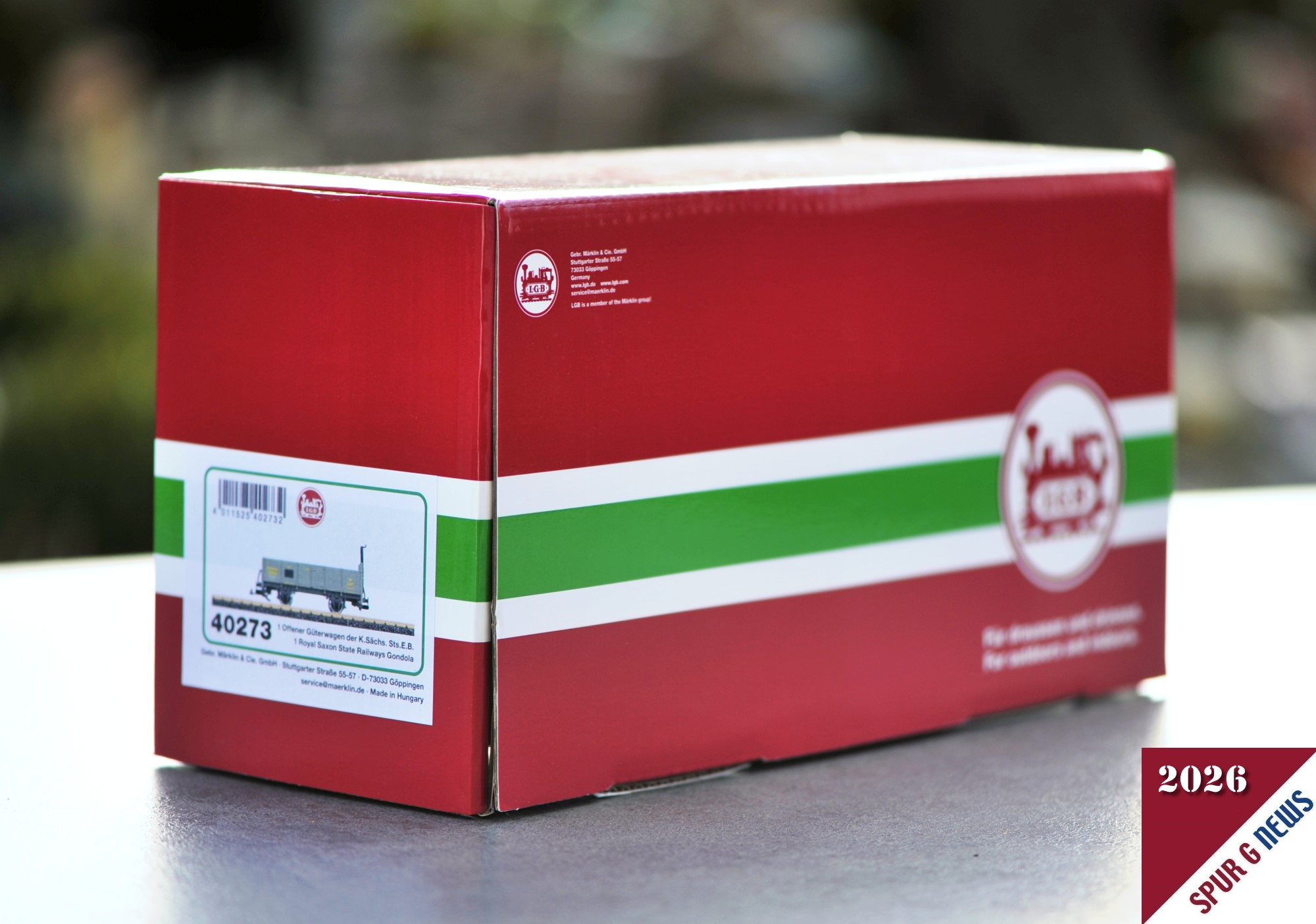 P�nktlich ausgeliefert: der k�niglich s�chsische zweiachsige G�terwagen in grau. Herbstneuheit von LGB Art. Nr. 40273.  