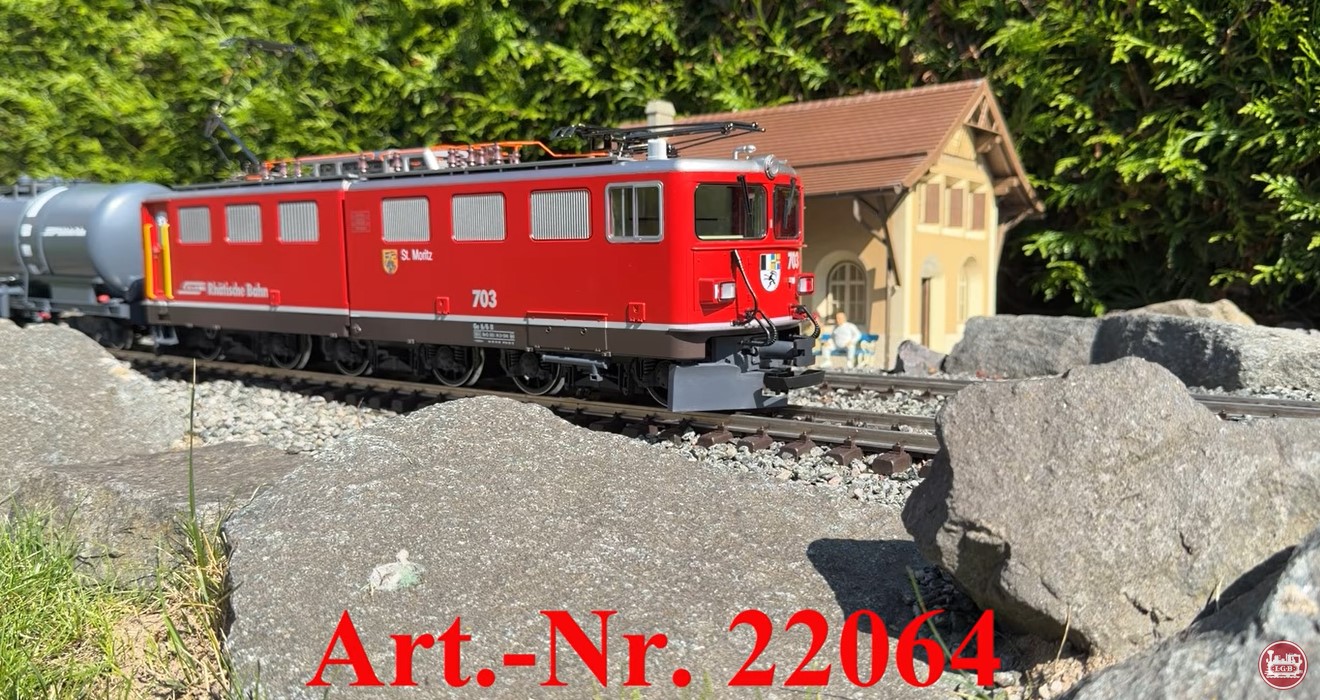 Das Modell der Ge 6/6 II St. Moritz - LGB Art. Nr. 22064. Bildausschnitt aus dem Film.