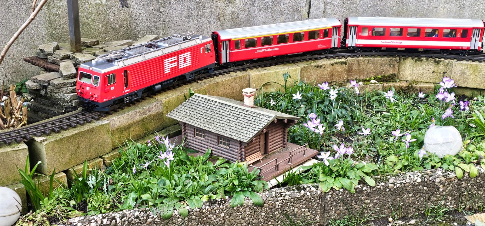 Fr�hlingserwachen mit der LGB im Garten bei Thomas W�nsch!