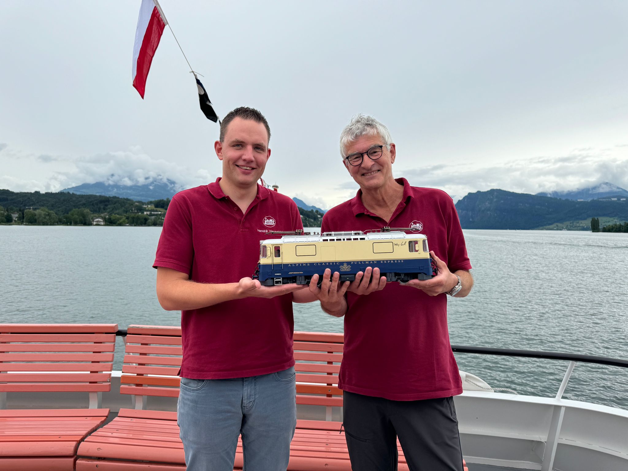 Danke an Hendrik Hauschild und Andreas Franz fr die feierliche bergabe. 