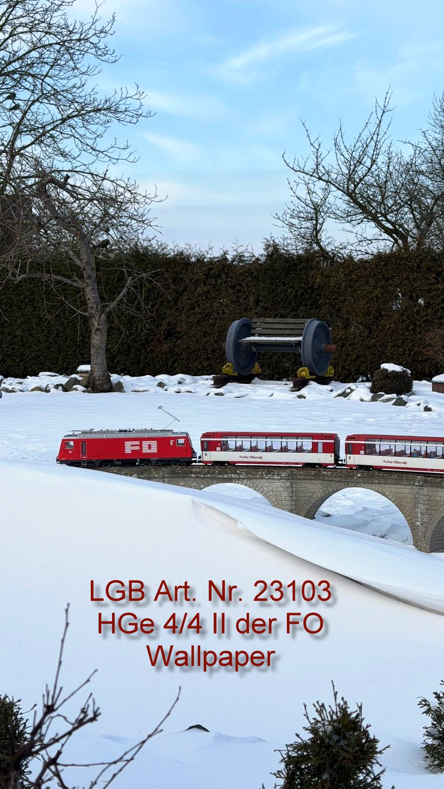 Neues Hintergrundbild f�r Handy - Wallpaper - mit der HGe 4/4 II der FO - Modell 23103 von LGB. 