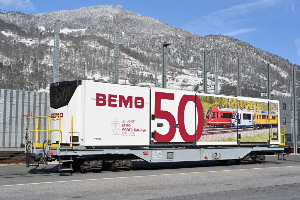 MK Modells - RhB Sb Containertragwagen BEMO - 50 Jahre - 1976 - 2026