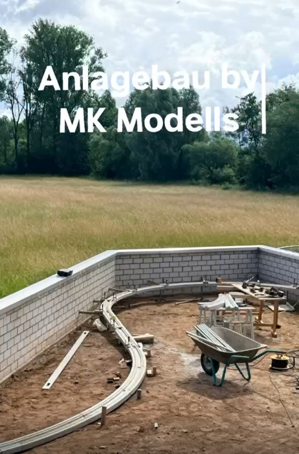 Bau einer Gartenbahnanlage von MK Modells aus der Schweiz.