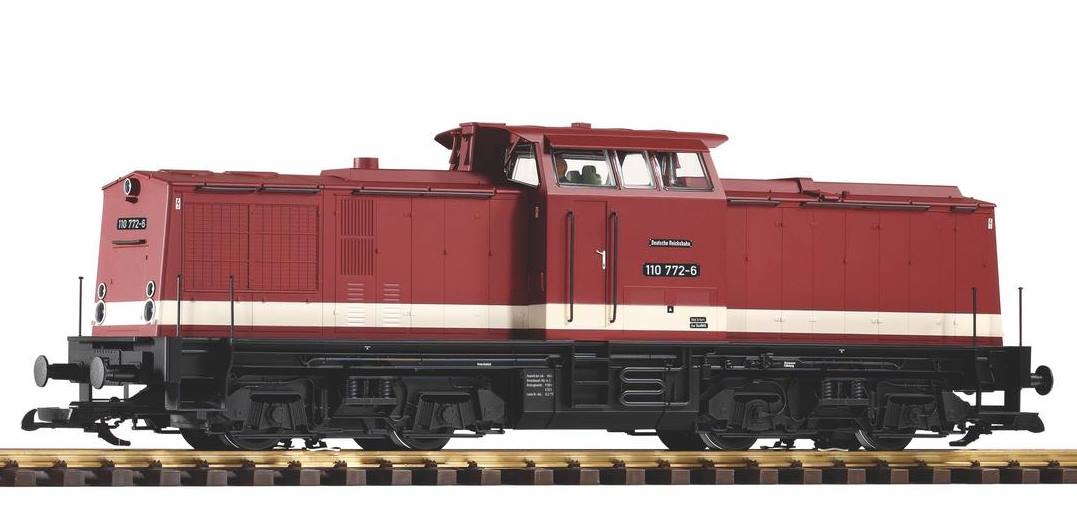 Diesellokomotive BR 110 der DR / Ecposch IV im klassischen Rot der DR - Art. Nummer 37568 
