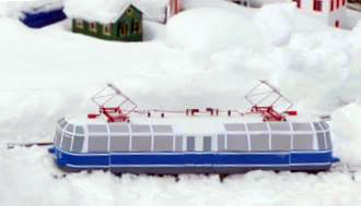 Das Handmuster 2020 wurde auf der Testanlage in Sonneberg in den Schnee gesetzt.