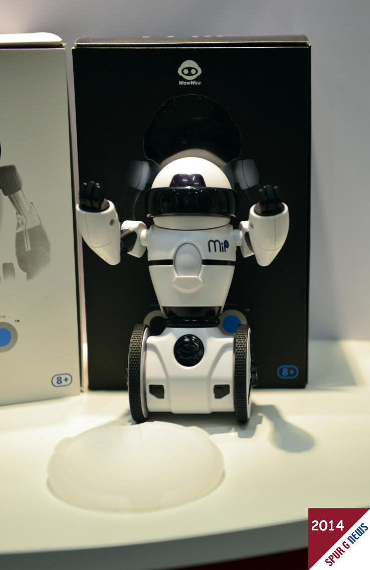WowWee MIP von Jaswares Inc. Ein Roboter, der auch beladen werden kann und "ausbalanciert! 
